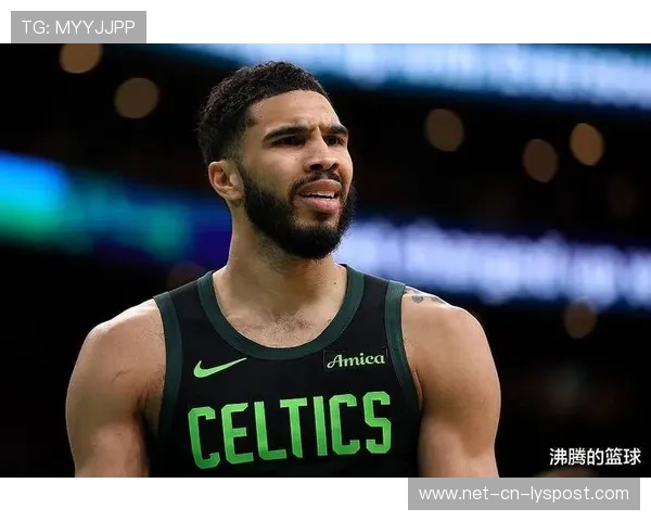 塔图姆拉开单打,全场默许 塔图姆拉开单打,全场默许